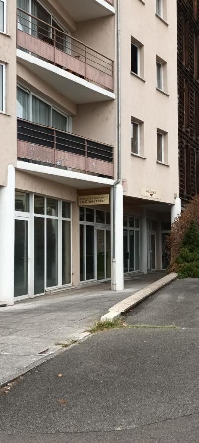 Grand Classe 2 Etoiles De 1 A 4 Personnes Apartamento